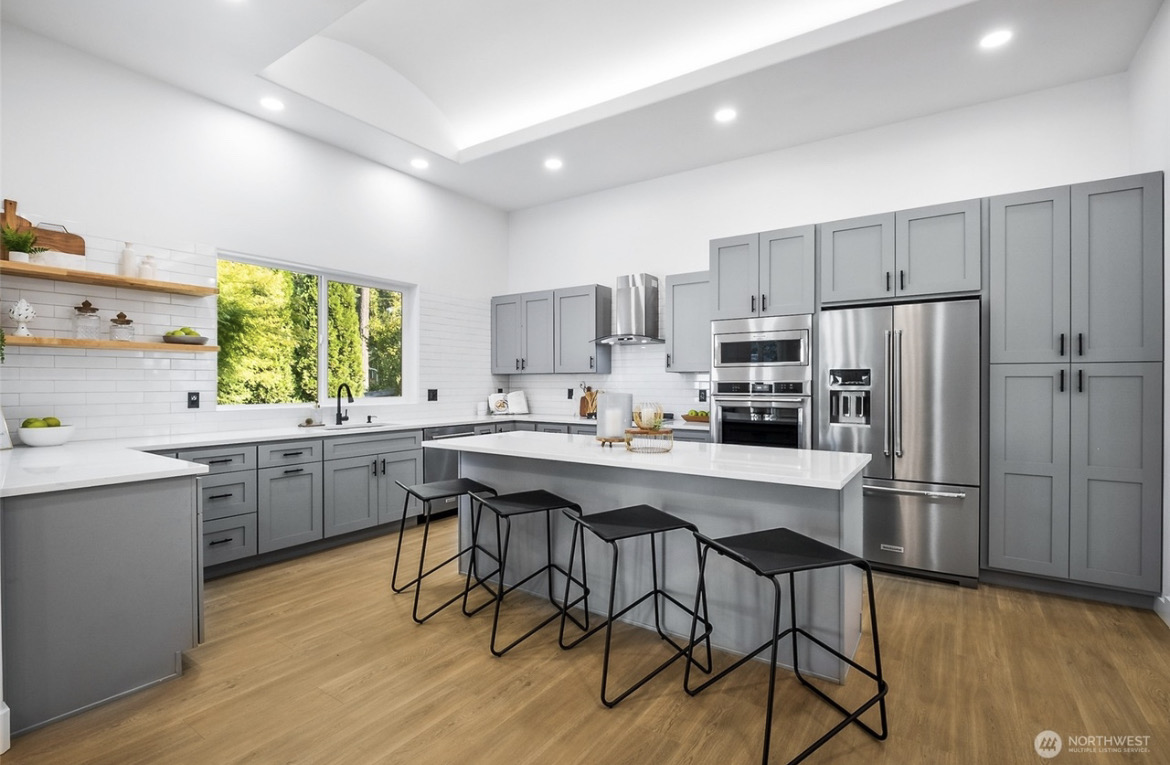Grey Shaker kitchen install with quartz countertops