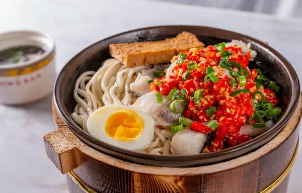 Fresh Chinese noodles served at Special Noodle